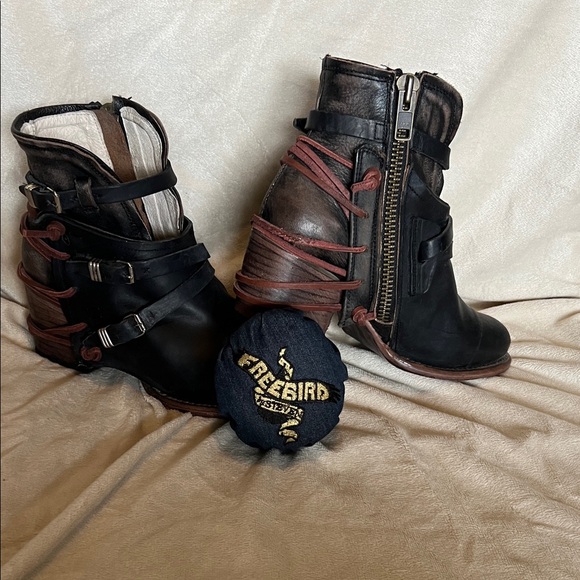 freebird Shoes - Freebird Crue Black/Brown Leather Booties